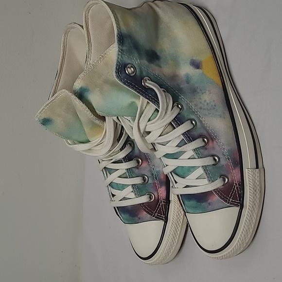 Converse Chuck Taylor Tie Dye High Top Sneakers . - Picture 2 of 10